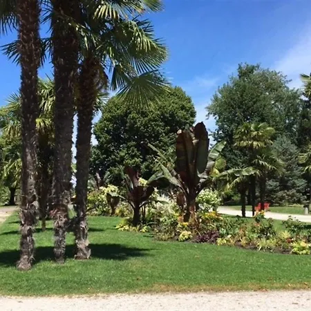 House Aux Abatilles Вилла